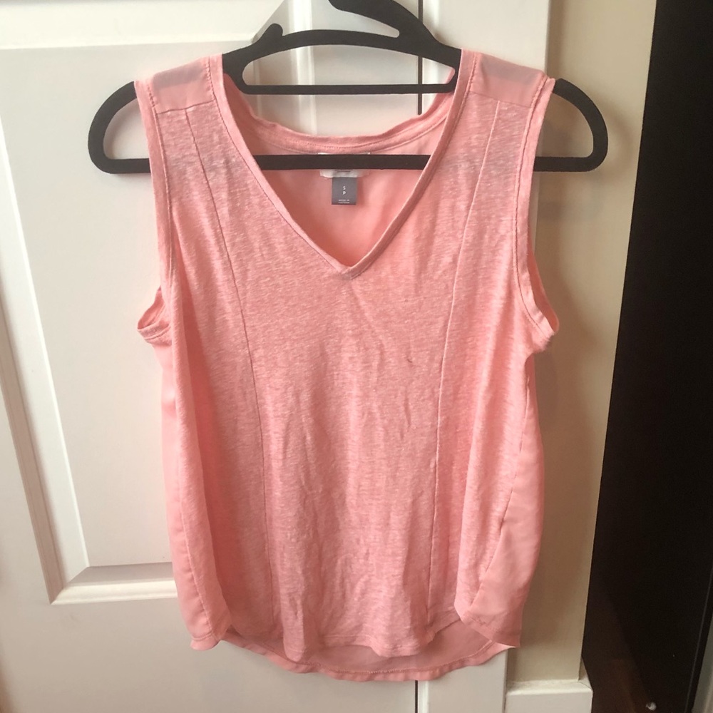 Sleeveless blouse